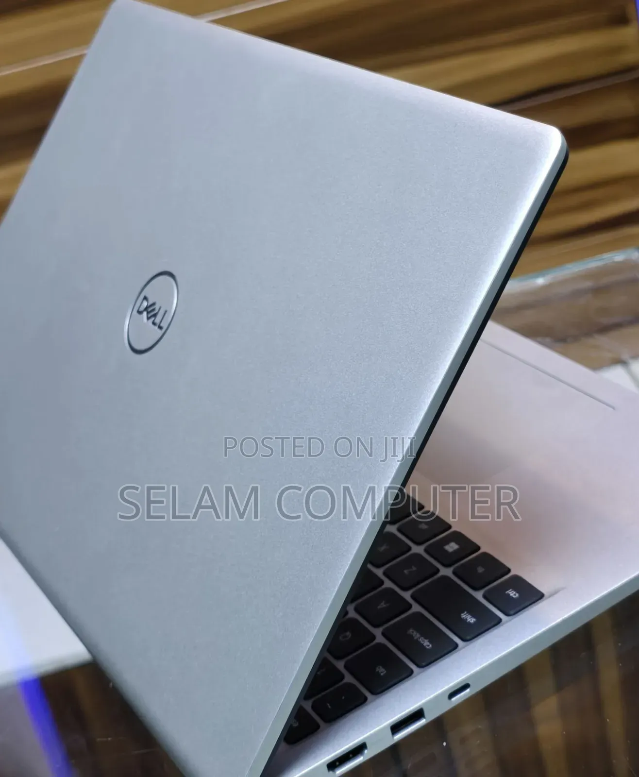 New Laptop Dell Inspiron 15 16GB Intel Core I7 SSD 512GB