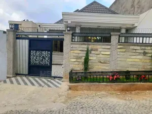 3bdrm House in Adiss Ababa, Bole for sale
