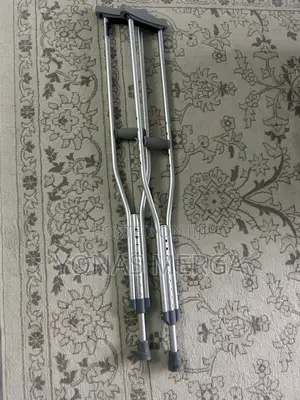 Highquality Aluminum Frame Crutches橢曲recovering From Injurie/Surgeries
