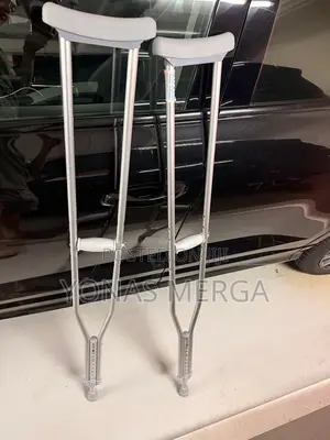 Bariatric Crutches侖皺cruthes//Enable Quick Adjustment. Features