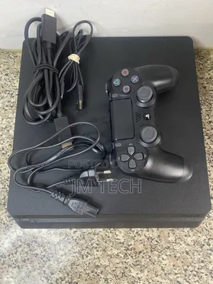 Playstation 4 Slim ከፈለጉት ጌም ጋር