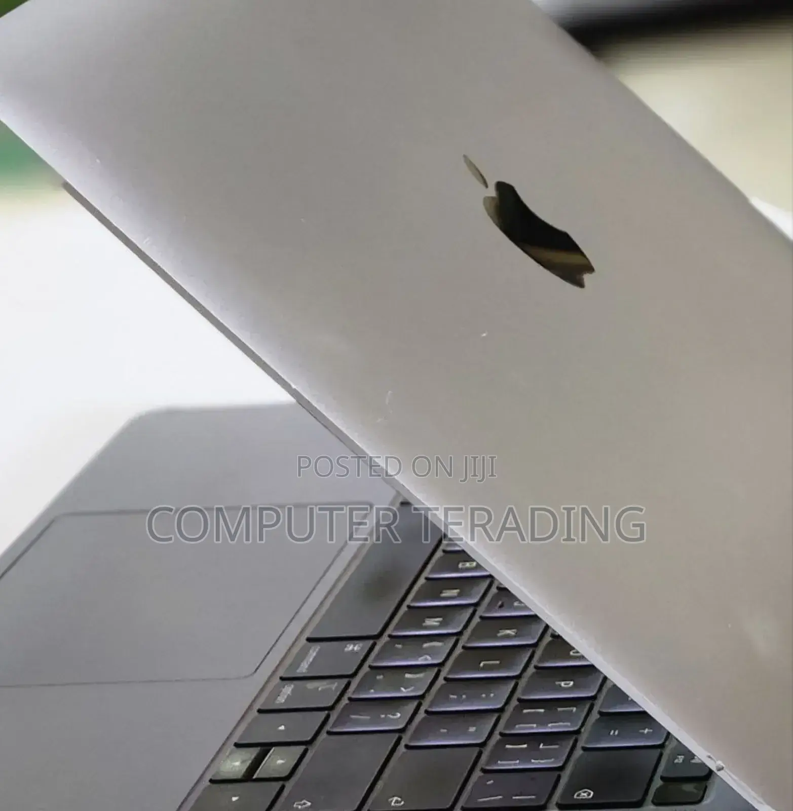 New Laptop Apple MacBook Air 2019 8GB Intel Core I5 SSD 256GB