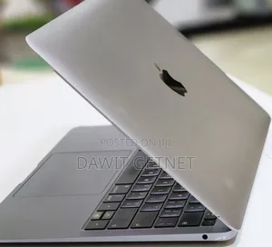 New Laptop Apple MacBook Air 2019 8GB Intel Core I5 SSD 256GB
