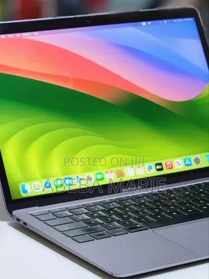 New Laptop Apple MacBook Air 2019 8GB Intel Core I5 SSD 256GB