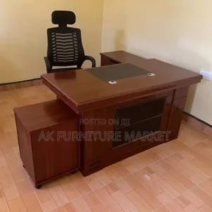 Executive Manager Table and Chair