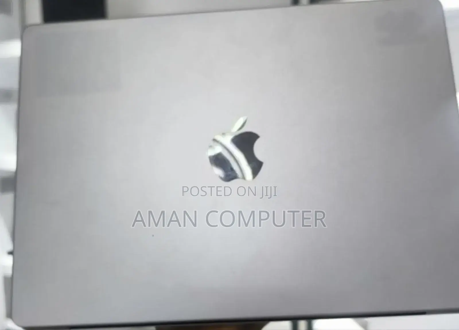 New Laptop Apple MacBook Pro M1 16GB Apple M1 Pro SSD 512GB