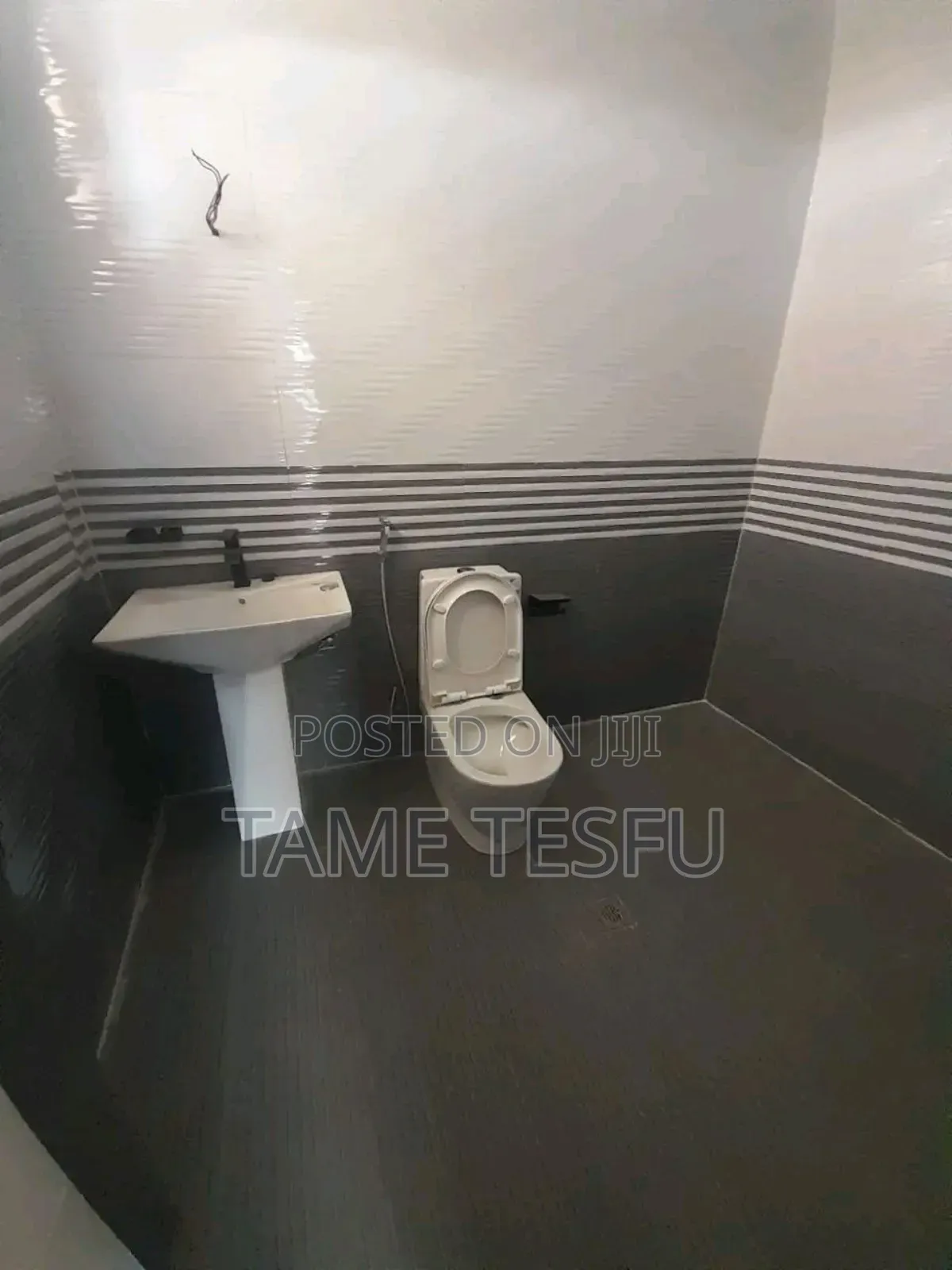Furnished 3bdrm Apartment in ሀያት, Bole for sale