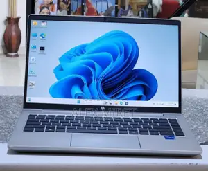 New Laptop HP ProBook 440 G8 8GB Intel Core I5 SSD 256GB