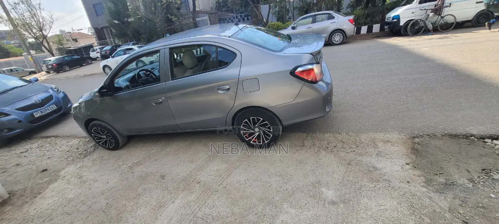 Mitsubishi Attrage 2021 Silver