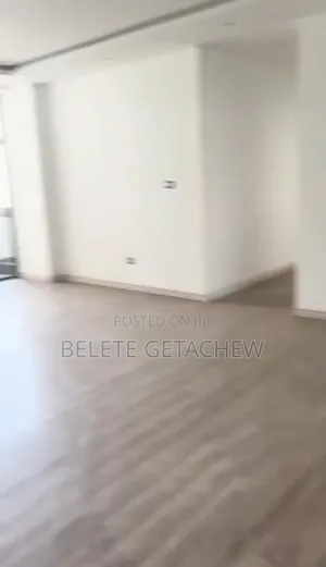 3bdrm Apartment in Signal Road, Luxury, Yeka for sale