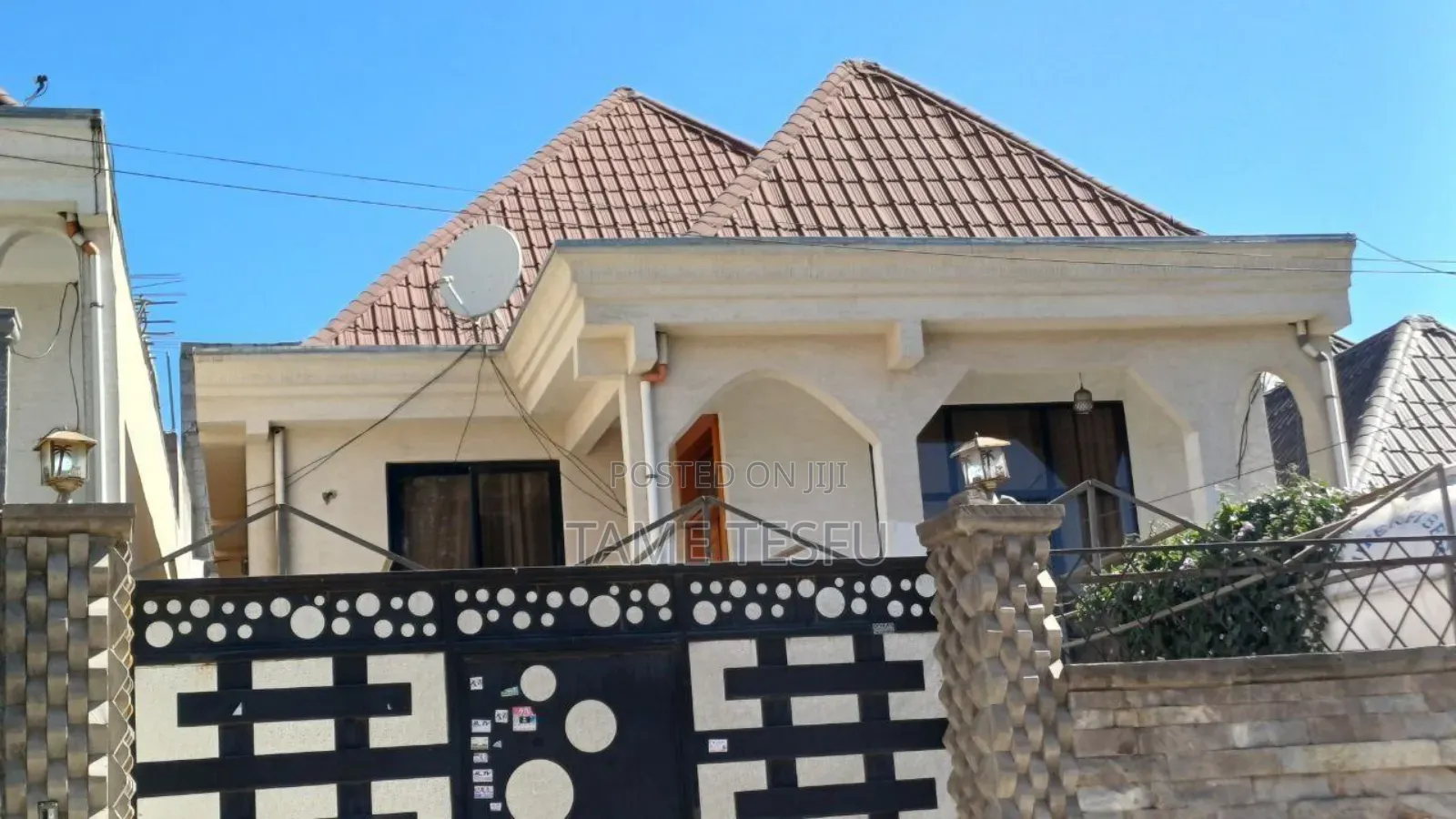 Furnished 4bdrm Villa in ጃክሮስ, Bole for sale