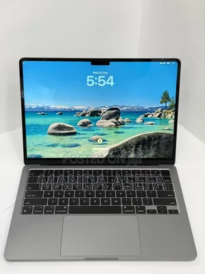 New Laptop Apple MacBook Air 2022 M2 8GB Apple M2 SSD 256GB