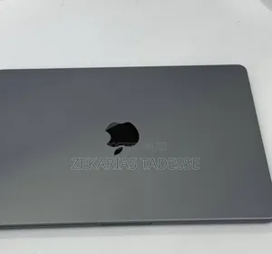 New Laptop Apple MacBook Air 2022 M2 8GB Apple M2 SSD 256GB