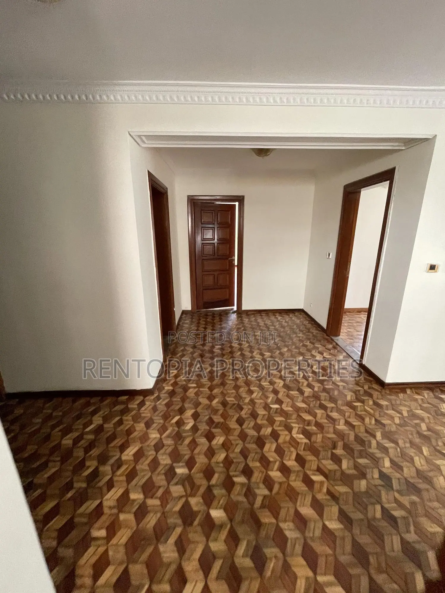 Exclusive G+2 Commercial Building – Bole (Ideal for Ngo/Hq)