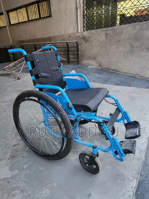 Foldable Cusion Wheelchair券可wheelchair辭退classic Wheelchair鮫魚wheelchair
