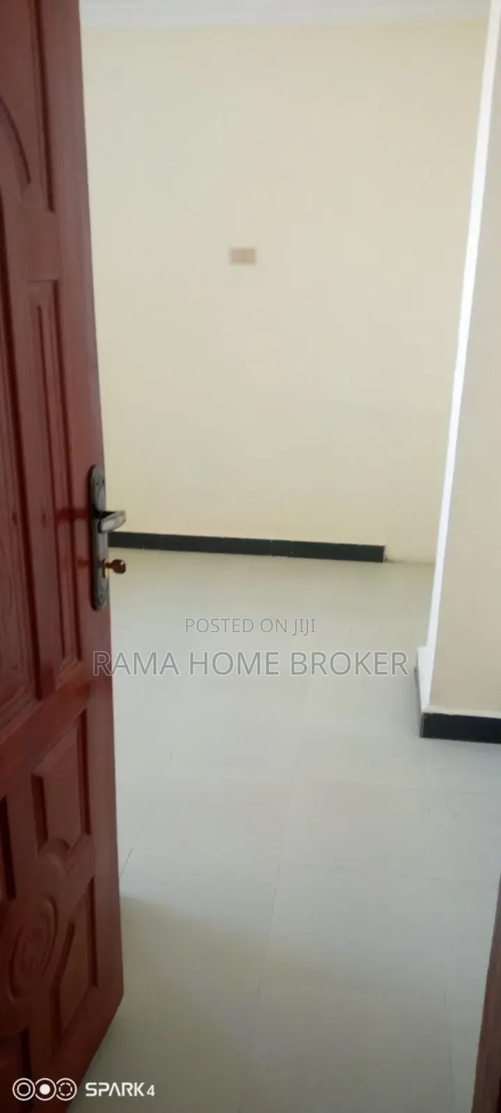 Furnished 3bdrm Condo in Yeka for sale