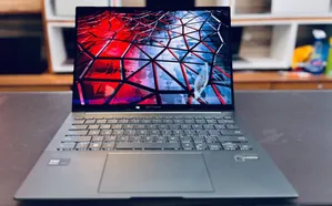 New Asus ZenBook Flip 14 UX461UN 8GB Intel Core Ultra 5 SSD 512GB