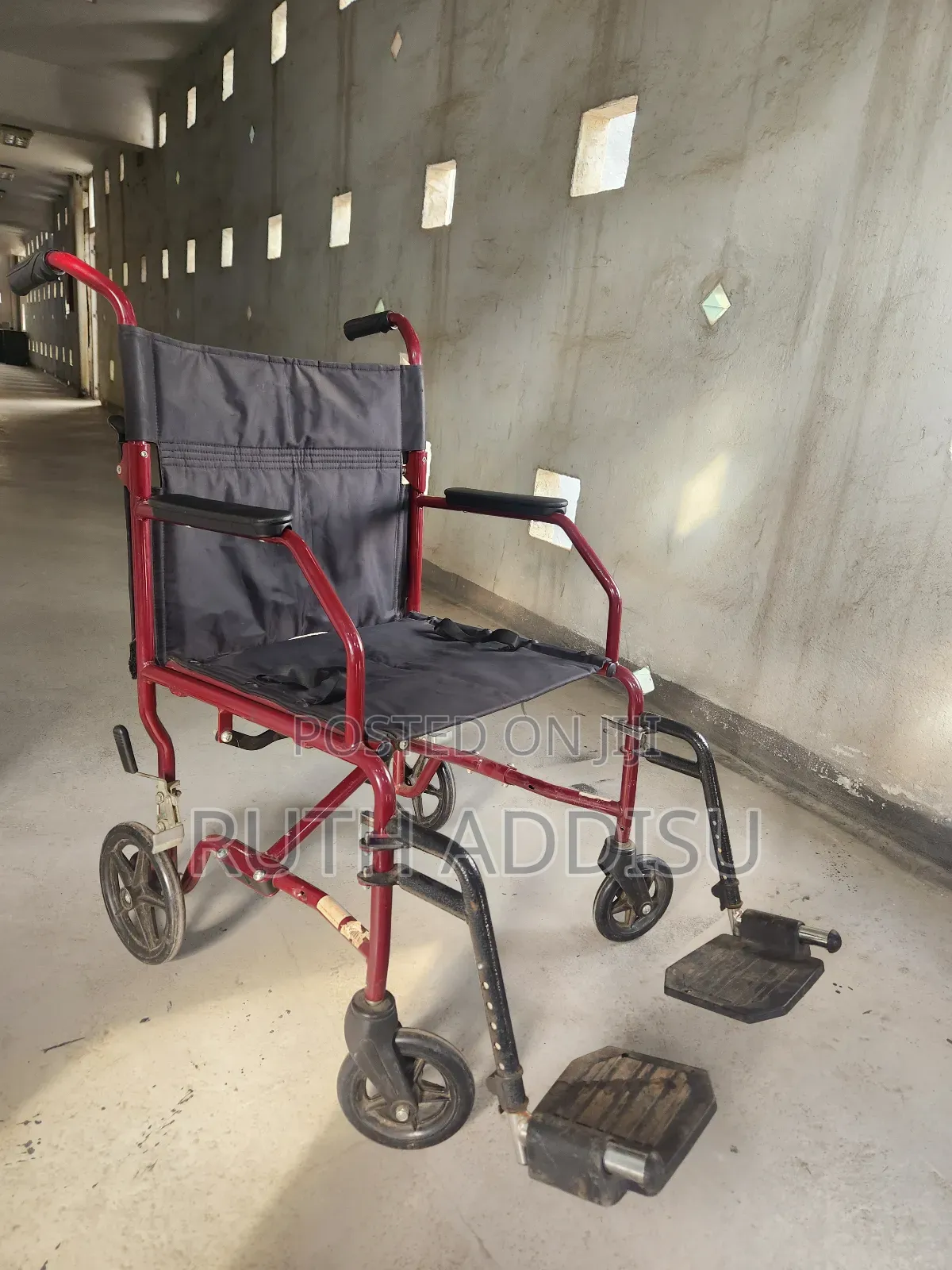 የሚታጠፍ ትንንሽ ጎማ ያለው የአውሮፖ ዊልቸር Wheelchair፬墳wheelchair堥你wheelchair