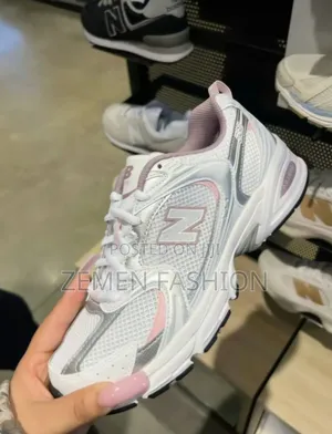 New Balance 530