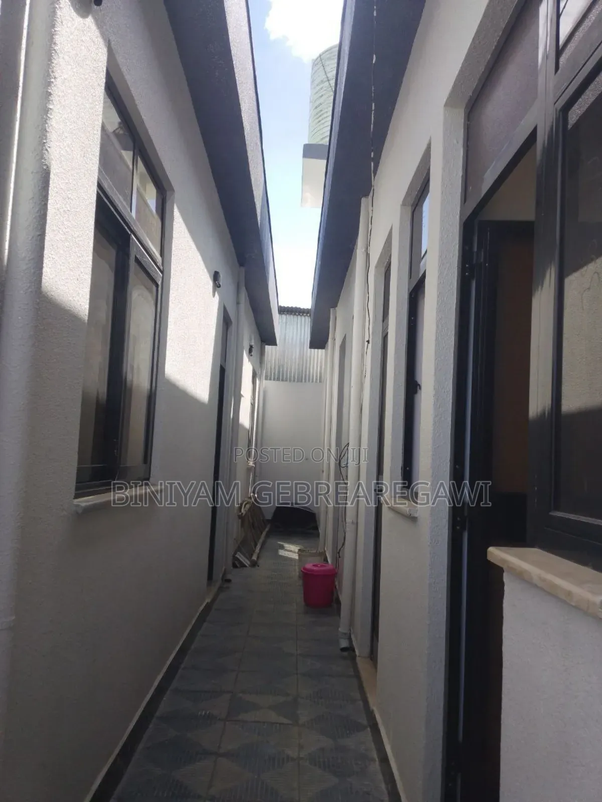 6bdrm Villa in Villa, Yeka for rent
