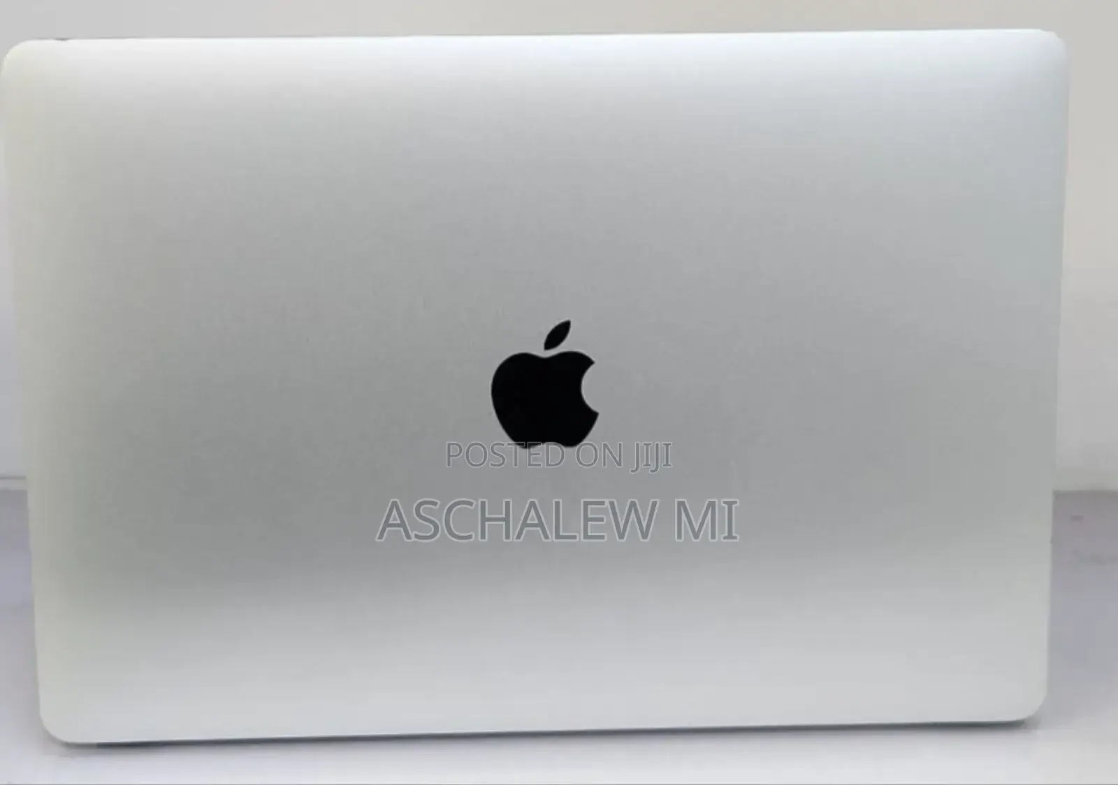 New Laptop Apple MacBook Air 2020 8GB Intel Core i5 SSD 256GB