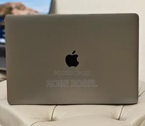 New Laptop Apple MacBook Pro 2019 16GB Intel Core I7 SSD 1T