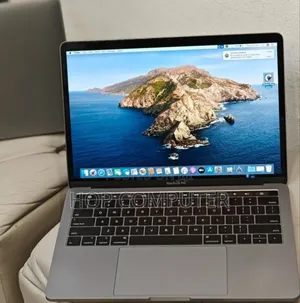 New Laptop Apple MacBook Pro 2019 16GB Intel Core I7 SSD 1T
