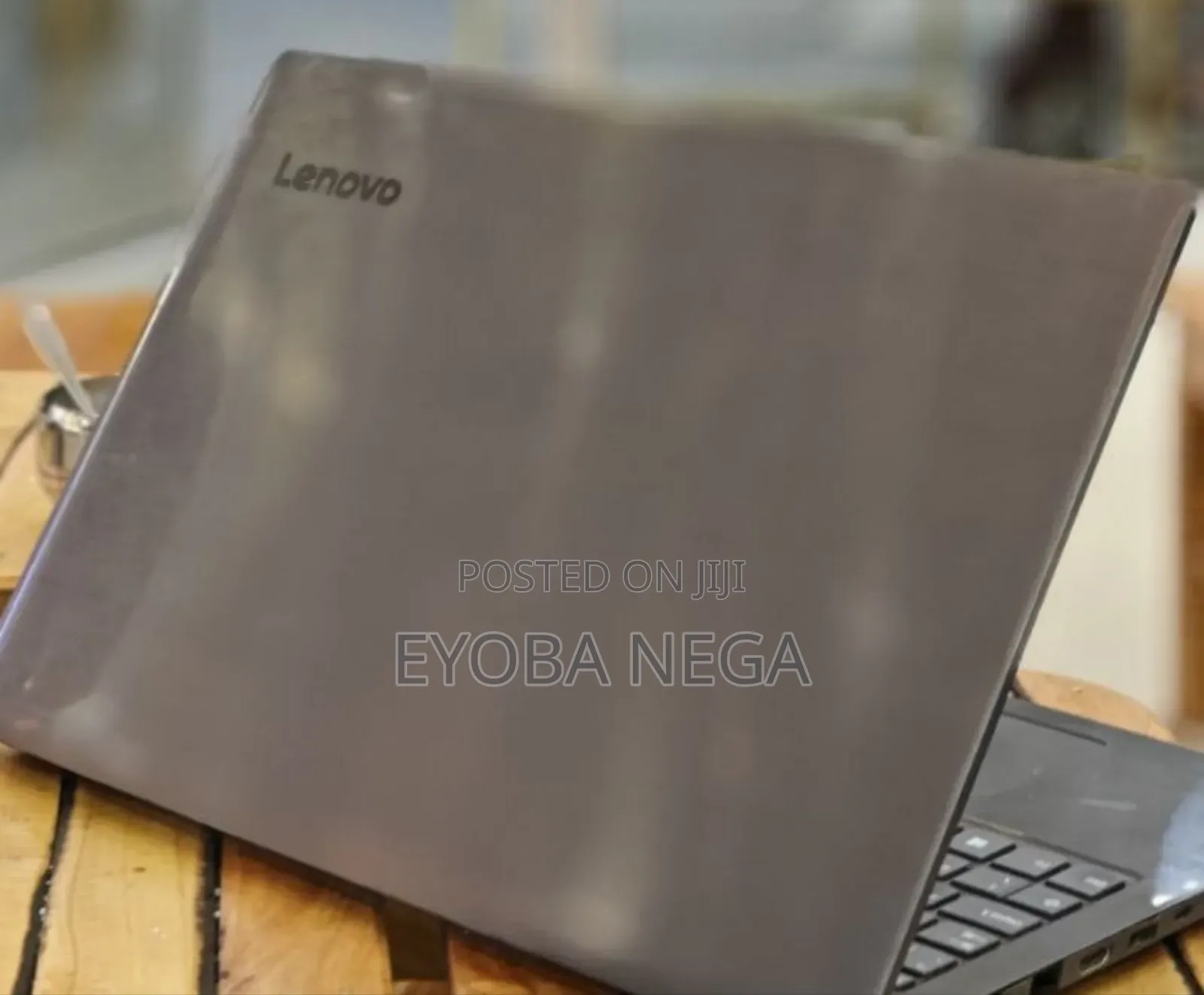 Laptop Lenovo IdeaPad Z410 4GB Intel Core I3 HDD 1T
