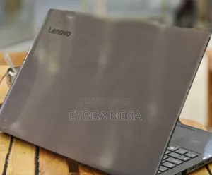 Laptop Lenovo IdeaPad Z410 4GB Intel Core I3 HDD 1T