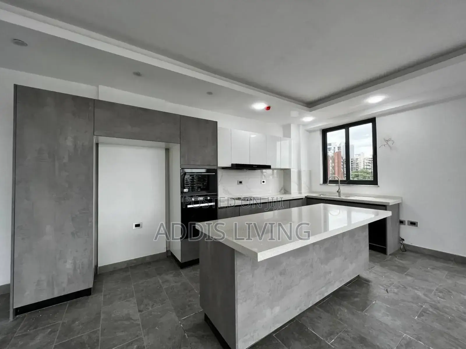 3bdrm Apartment in Bole for sale