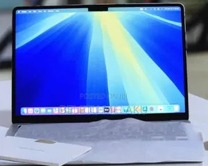 New Laptop Apple MacBook Air 2025 M4 13-inch 16GB Apple M4 SSD 256GB