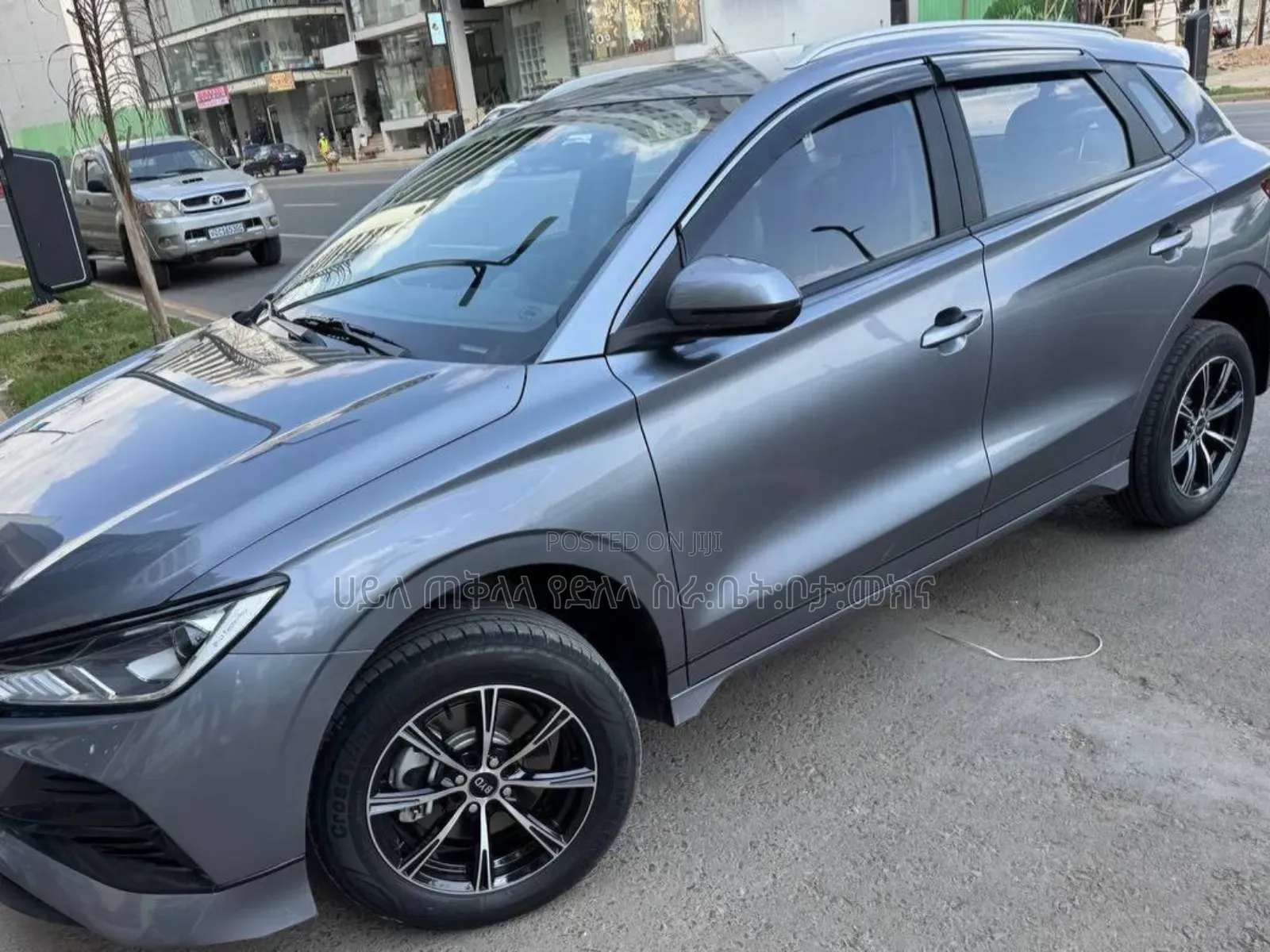 BYD E2 43 kWh 94 hp FWD 2024 Gray