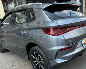 BYD E2 43 kWh 94 hp FWD 2024 Gray