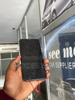 New Apple iPhone 11 Pro 256 GB Gold