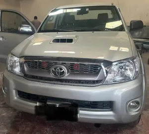 Toyota Hilux 2.5 D-4D Double Cab 4x4 SRX 2007