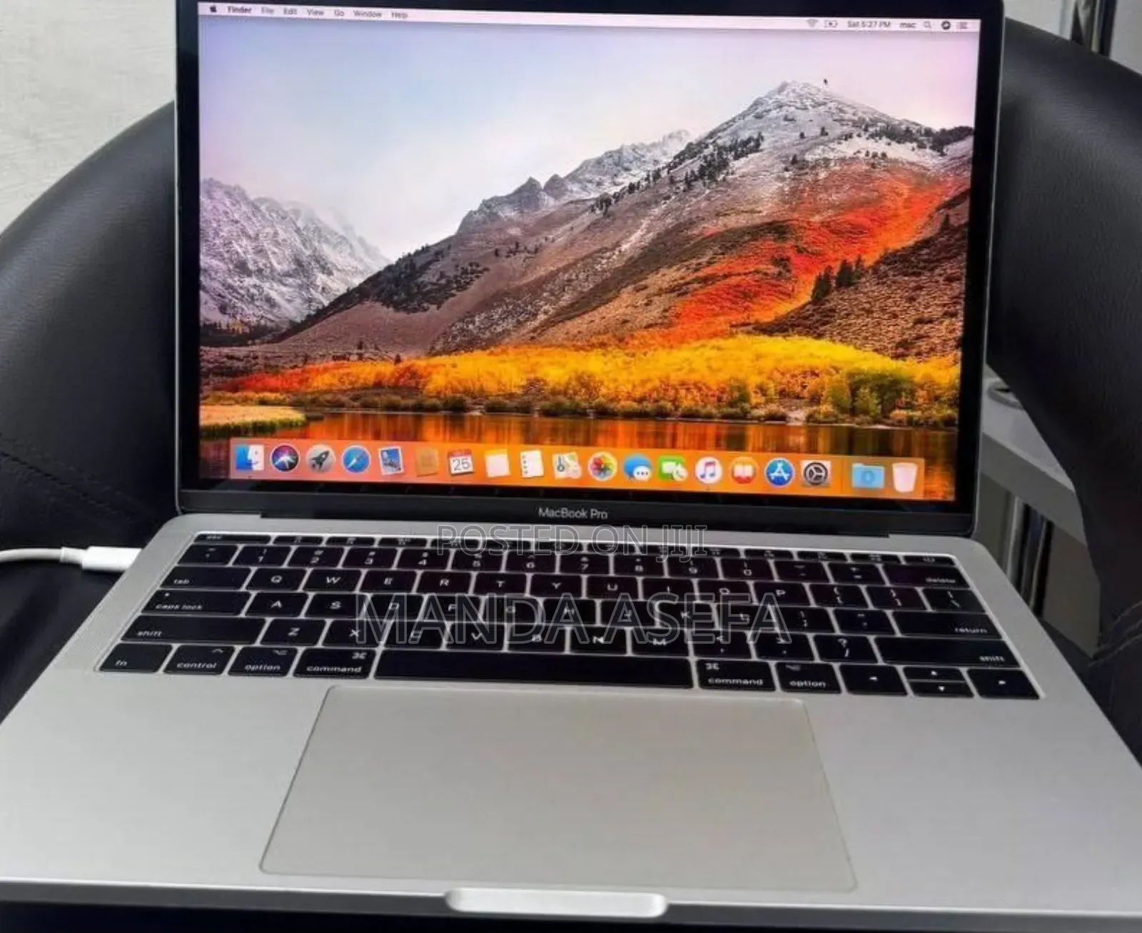New Laptop Apple MacBook Pro 2017 8GB Intel Core I5 SSD 128GB