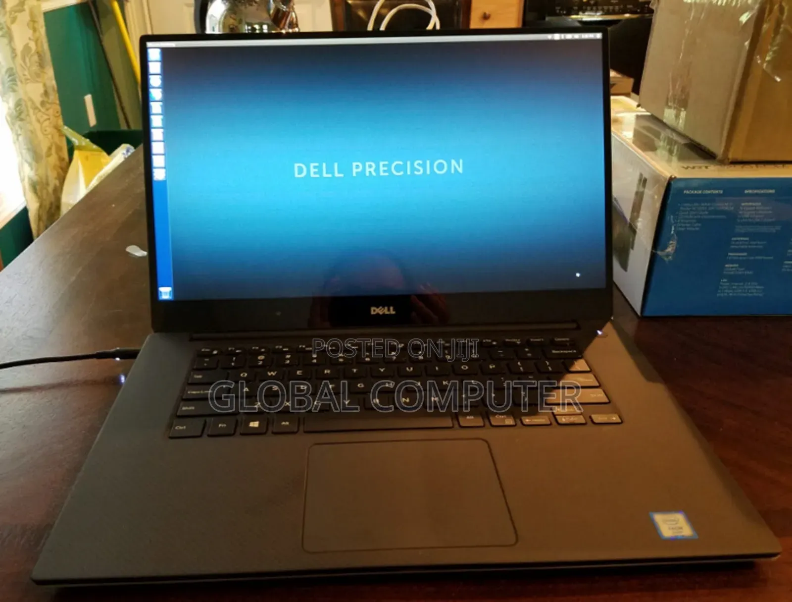 New Laptop Dell Precision 5520 16GB Intel Core I7 SSD 512GB