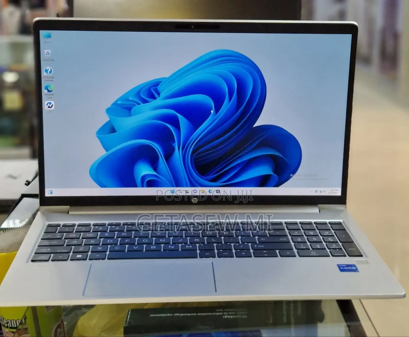 New Laptop HP ProBook 440 G10 8GB Intel Core i7 SSD 512GB