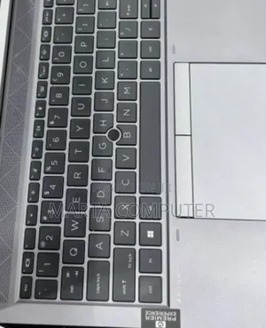 New Laptop HP ZBook Firefly G8 16GB Intel Core I7 SSD 512GB
