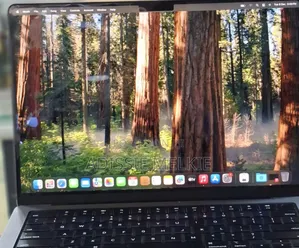 New Laptop Apple MacBook Pro M1 16GB Apple M1 Pro SSD 512GB