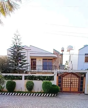 5bdrm House in Bole for sale