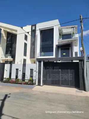 8bdrm House in Bole for sale