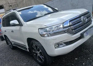 Toyota Land Cruiser 2008 White