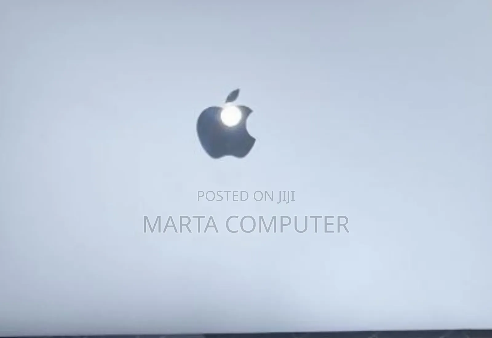 New Laptop Apple MacBook Pro 8GB Apple M2 SSD 256GB
