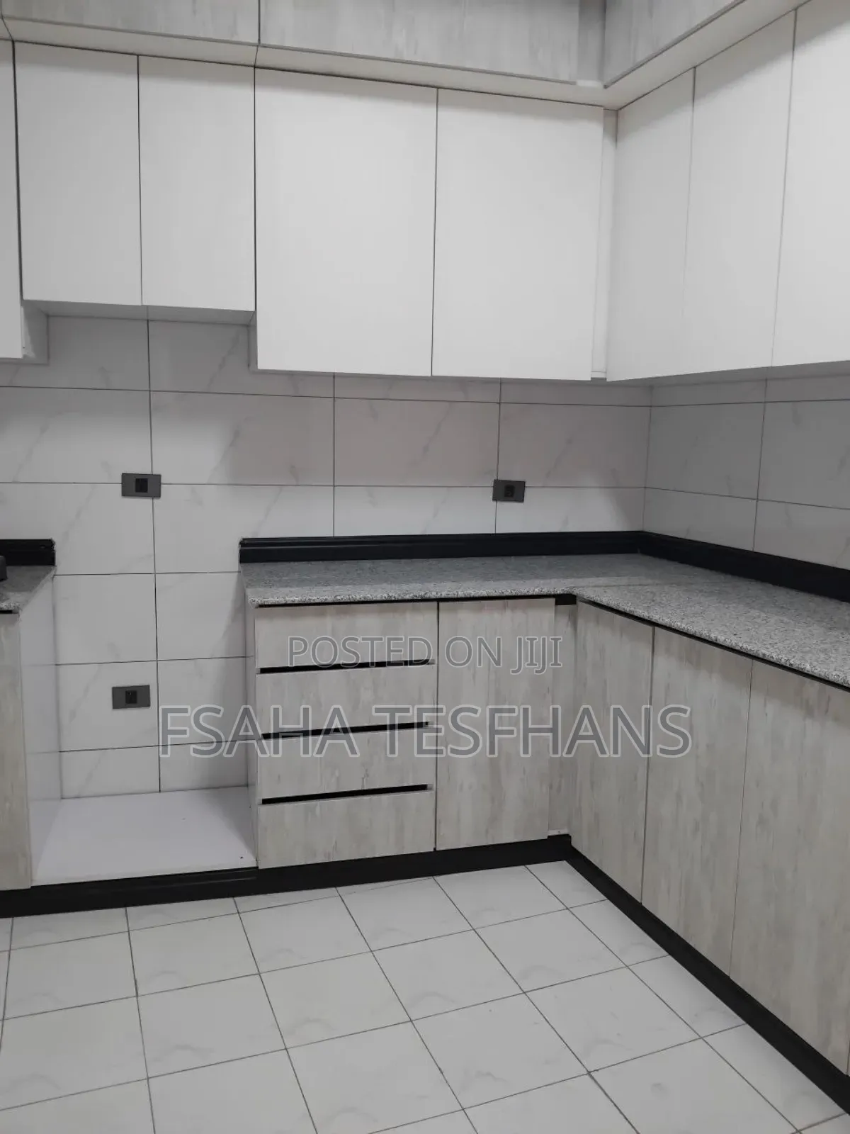 4bdrm Villa in Villa, Bole for rent