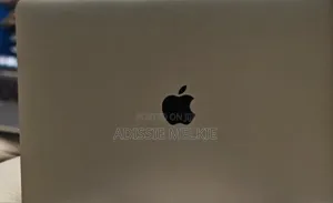 New Laptop Apple MacBook Pro 2019 16GB Intel Core I7 SSD 1T