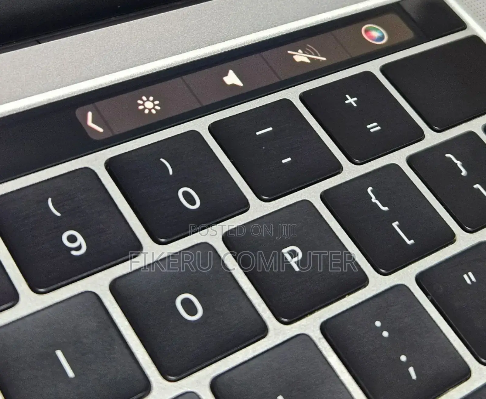 New Laptop Apple MacBook Pro 8GB Intel Core I5 SSD 128GB