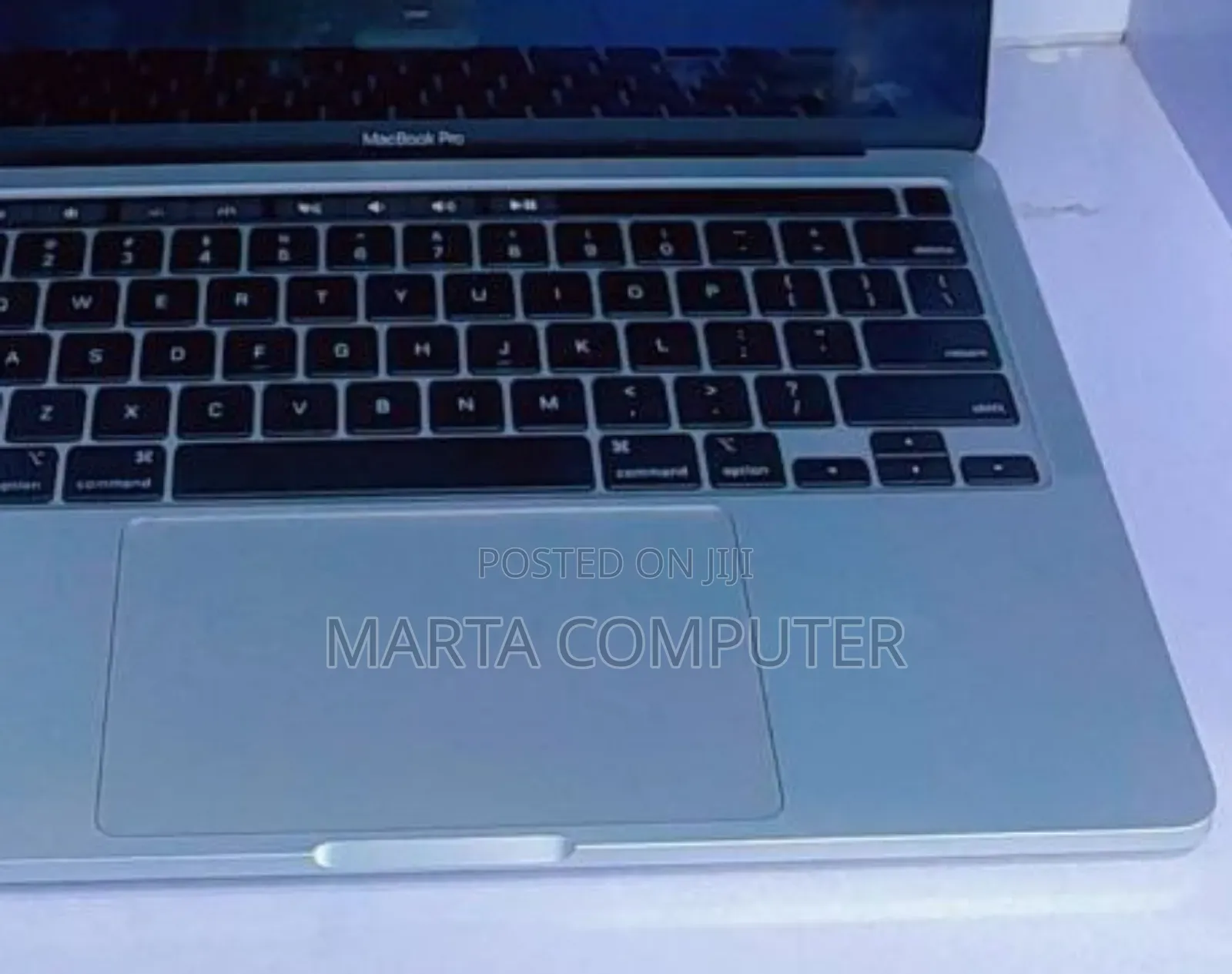 New Laptop Apple MacBook Pro 8GB Apple M2 SSD 256GB