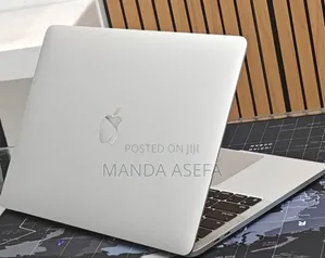 New Laptop Apple MacBook Pro 8GB Apple M2 SSD 256GB