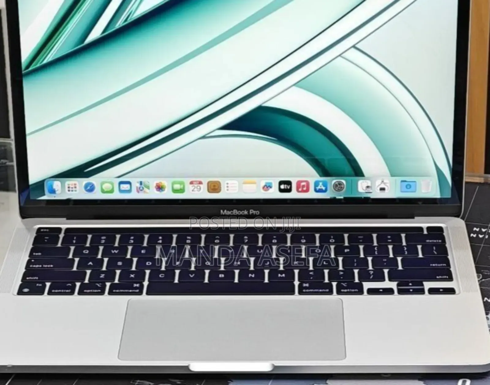New Laptop Apple MacBook Pro 8GB Apple M2 SSD 256GB